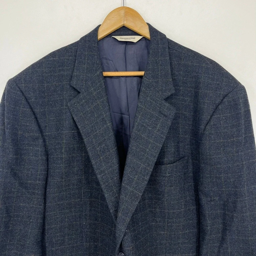 Pronto Uomo this sophisticated